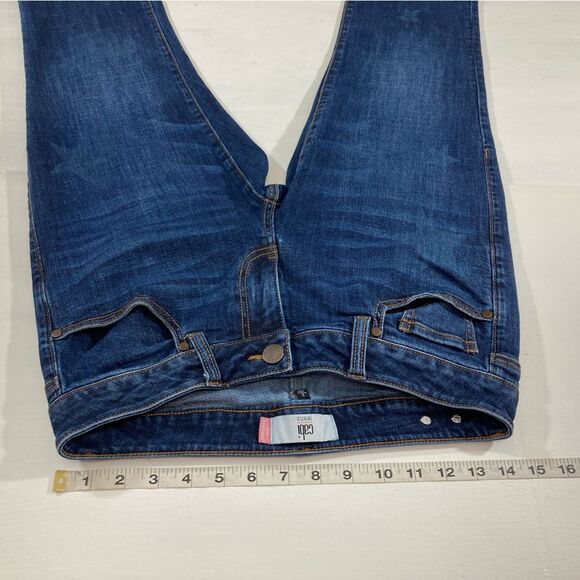 CAbi Jeans Women’s 2 Blue Denim #3937 Slim Boyfriend Low Rise Two Tone Star - Picture 10 of 13